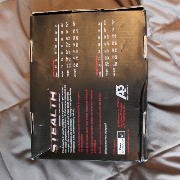 Stealth Female Open Back Kneeskin - Picture 7 of 8